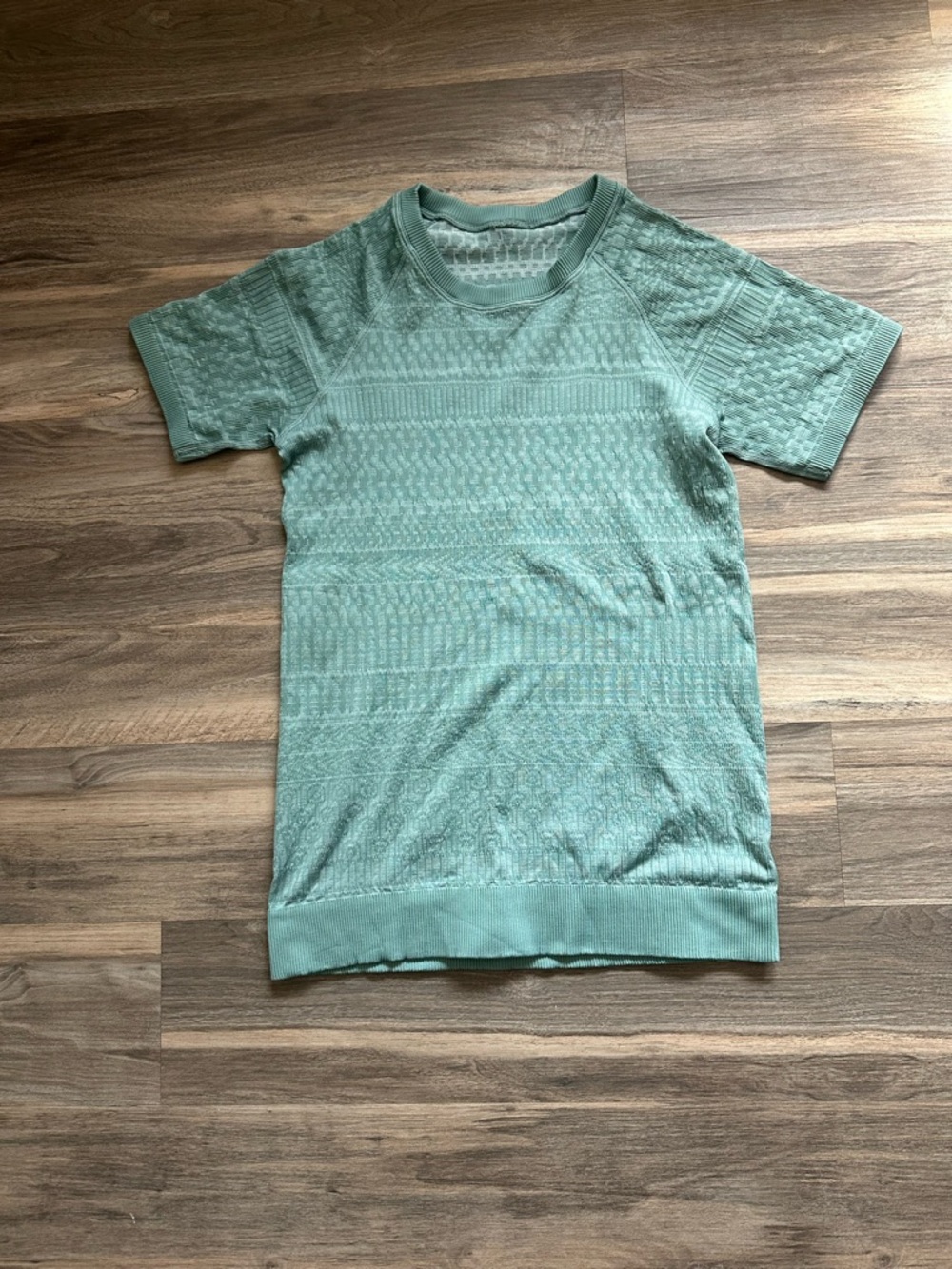 Lululemon Rest Less Frosted Pine Short Sleeve